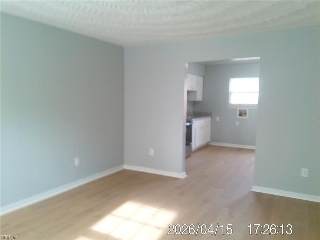 3700 Gosnold Ave #A - Photo 2 of 12