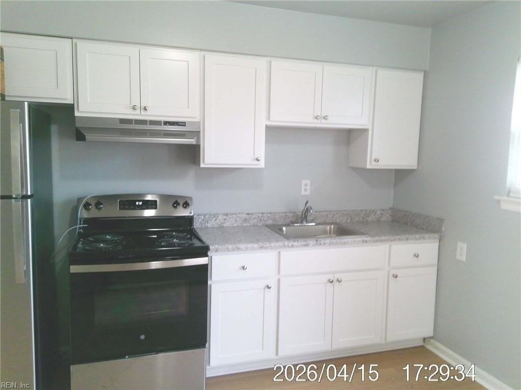 3700 Gosnold Ave #A - Photo 5 of 12
