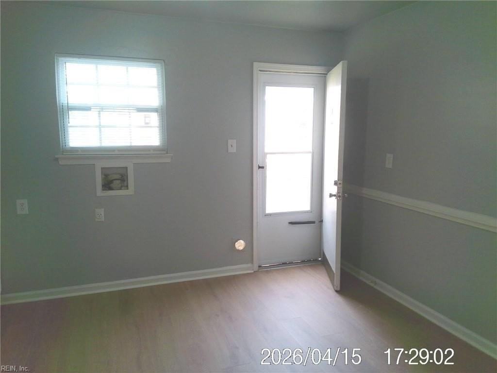 3700 Gosnold Ave #A - Photo 7 of 12