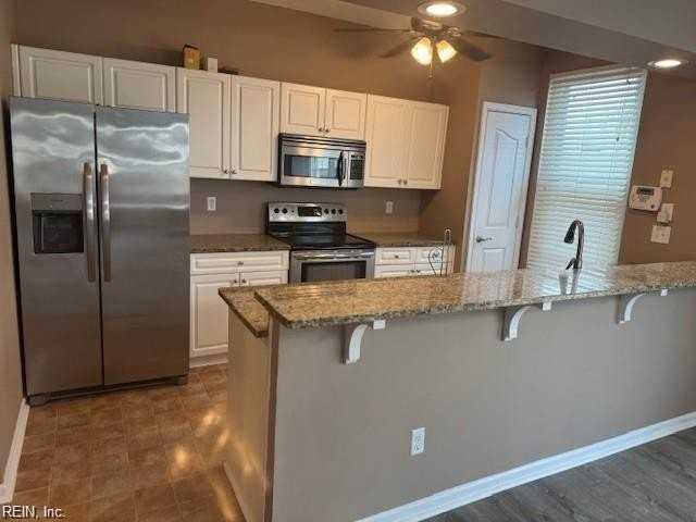 1528 Tallwood Cir - Photo 5 of 19