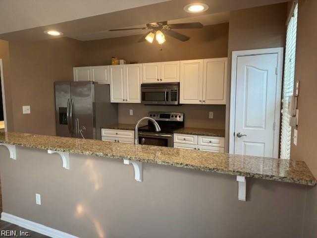 1528 Tallwood Cir - Photo 6 of 19