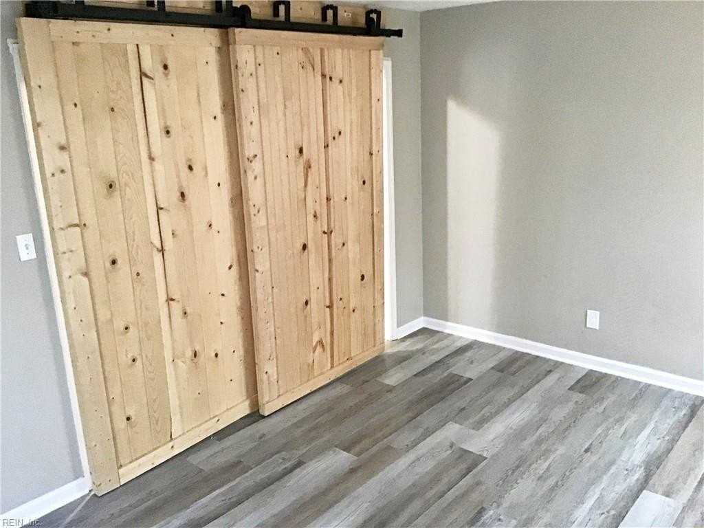 4220 Derby Wharf Dr - Photo 6 of 32