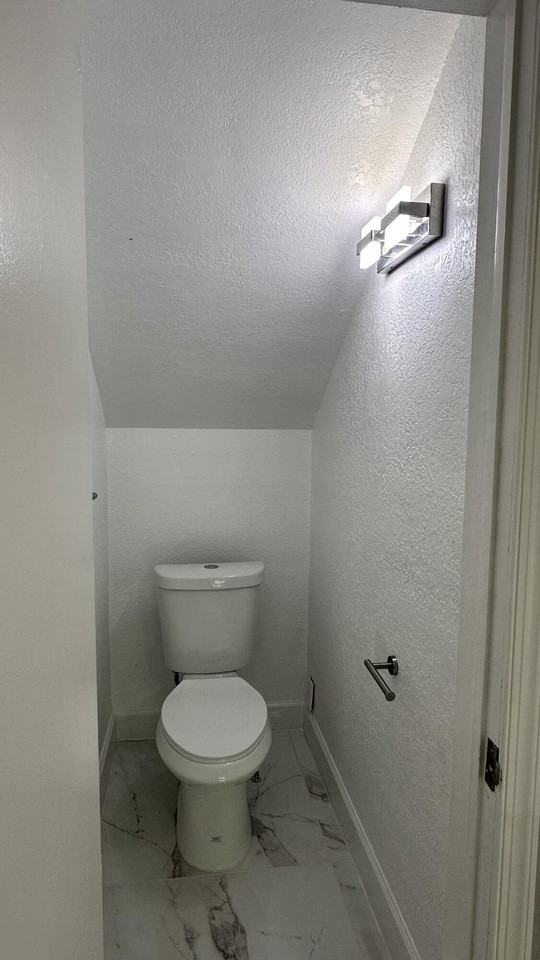 1134 Woodbine Rd - Photo 4 of 18
