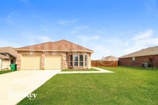 2925 Oakshire St - Photo 1 of 1