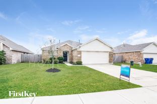 633 26th Ave N - Photo 1 of 1