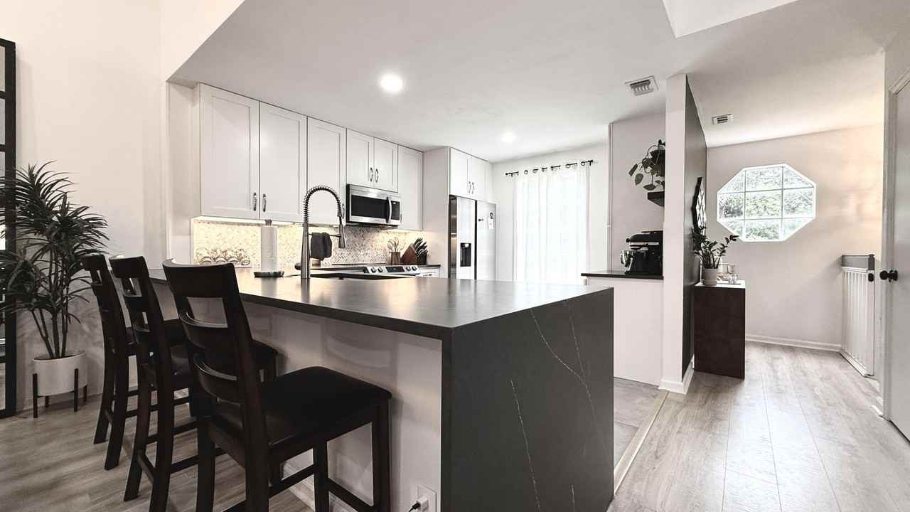 5016 Heatherhill Ln #10 - Photo 2 of 12