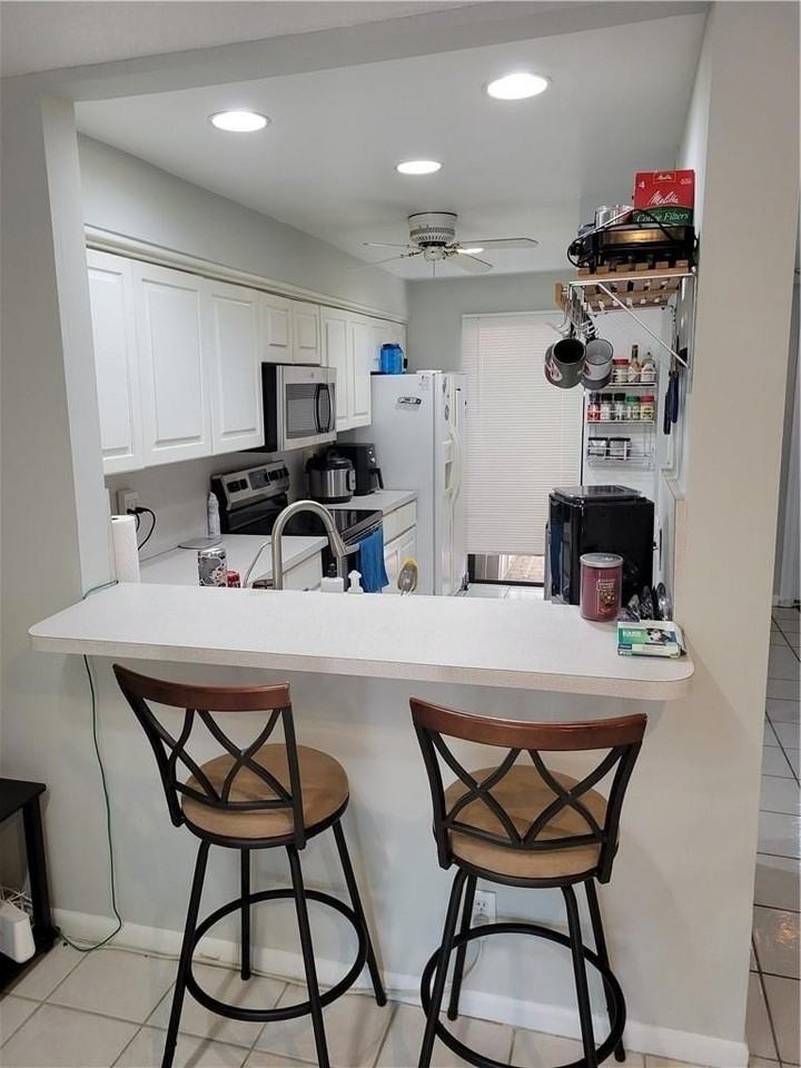 599 Ne 7th Ave - Photo 4 of 15