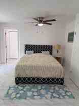 735 Ne 37th St #B - Photo 1 of 1