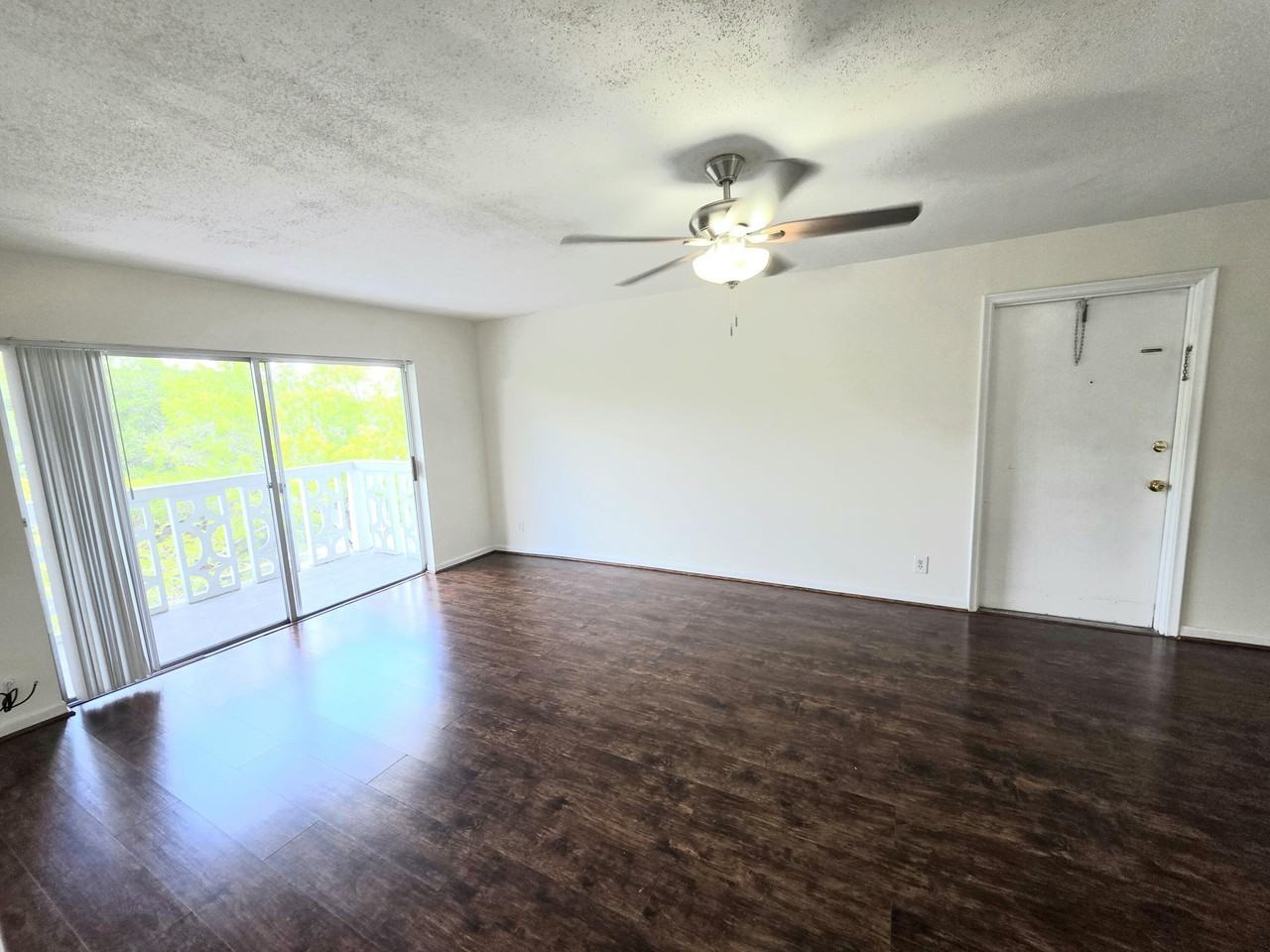 4200 Nw 3rd Ct #313 - Photo 4 of 27