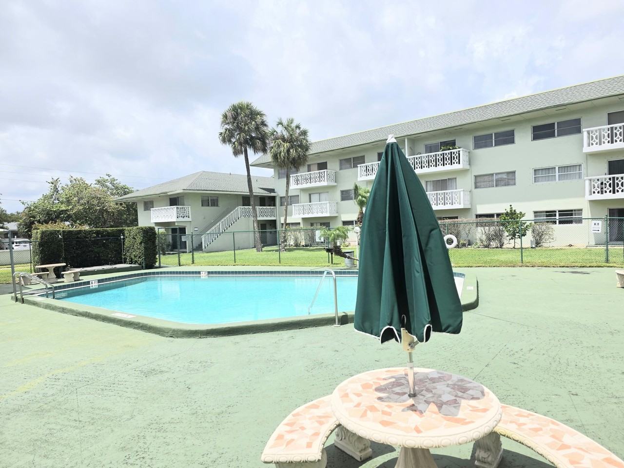 4200 Nw 3rd Ct #313 - Photo 5 of 27