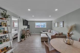 611 Ne 14th Ave #306 - Photo 1 of 1
