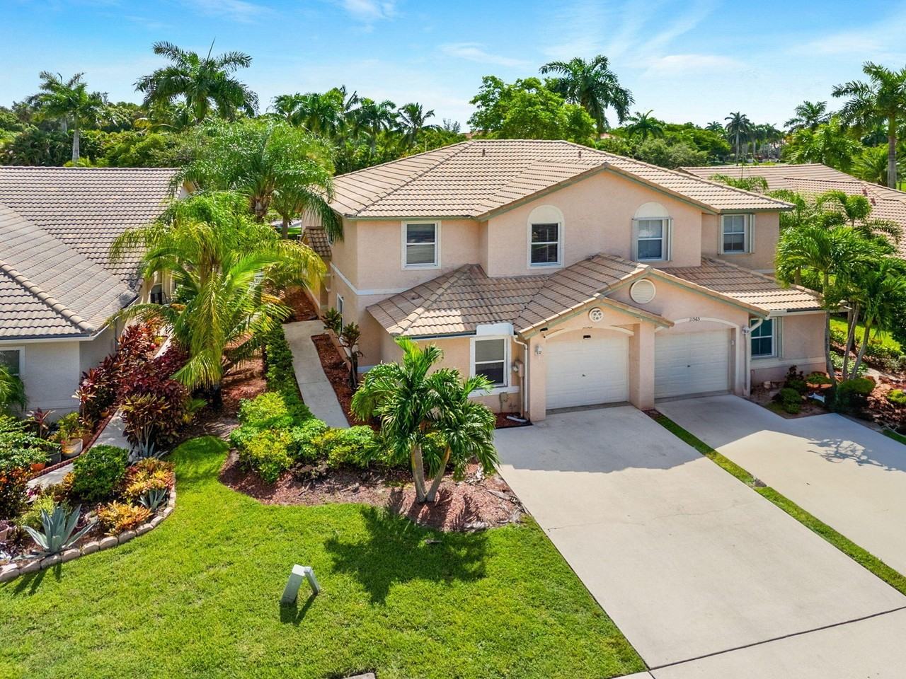 10569 Pelican Dr - Photo 2 of 30