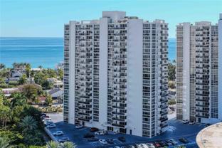 2715 N Ocean Blvd #7D - Photo 1 of 1
