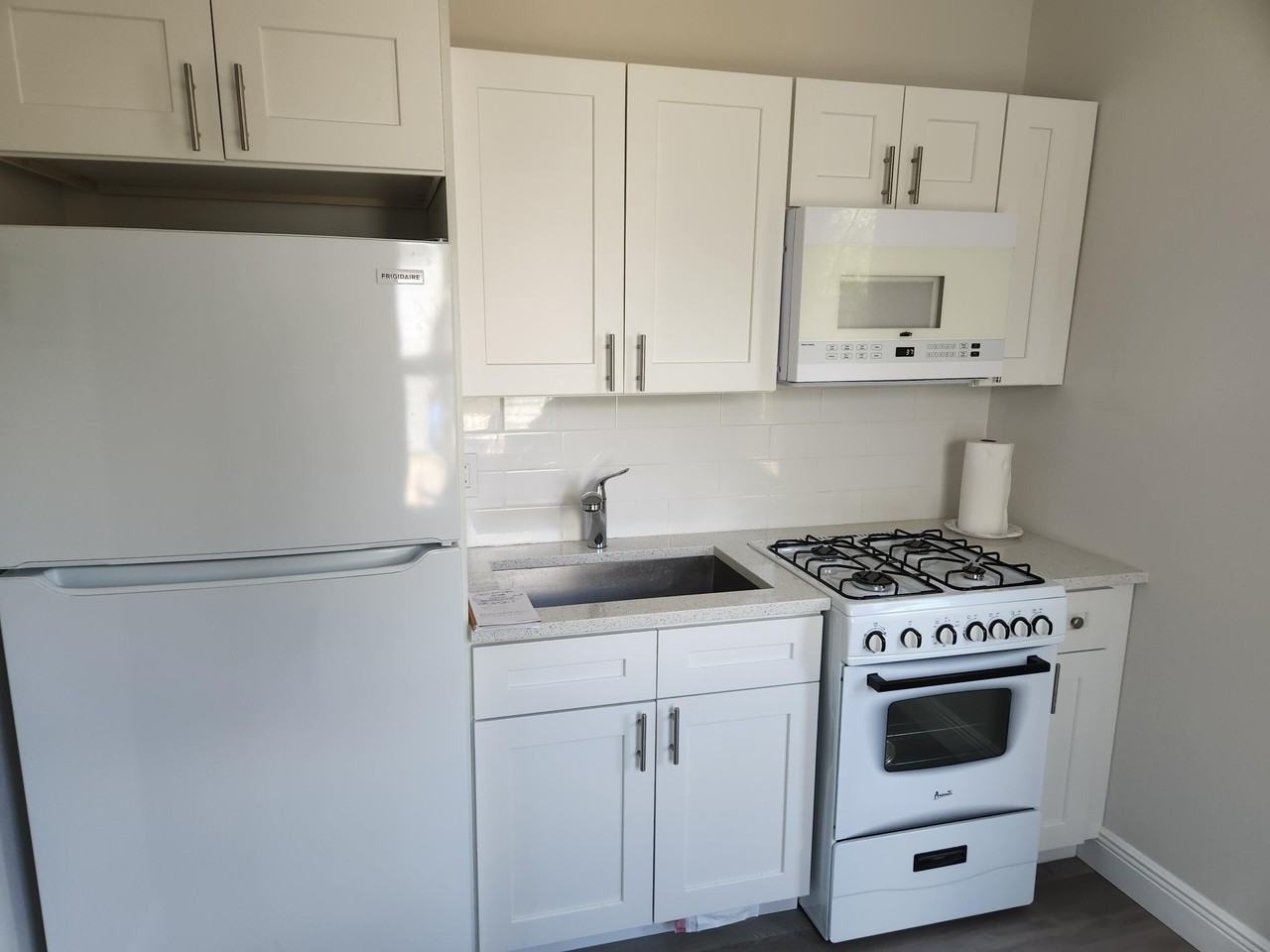 405B 2nd Ave S #405B - Photo 6 of 14