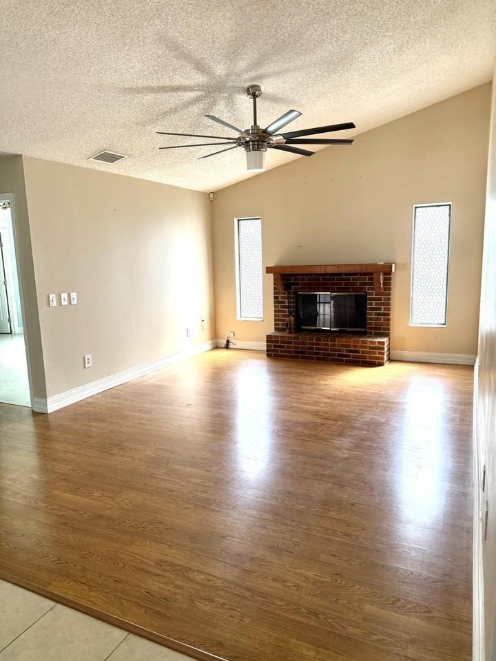 409 Se Voltair Ter - Photo 5 of 20