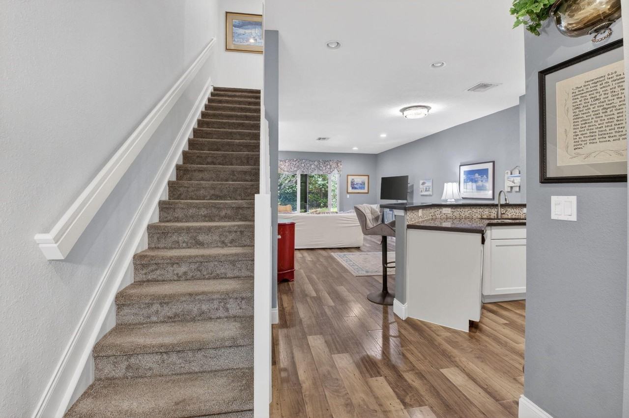 2626 Webb Ave - Photo 4 of 22