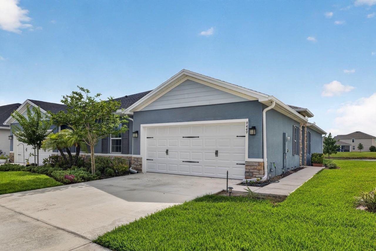 9449 Sw Libertas Way - Photo 2 of 36