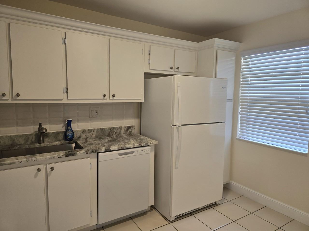 108 Lake Nancy Dr - Photo 5 of 24