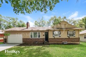 featured image of 7607 Arlington Ave