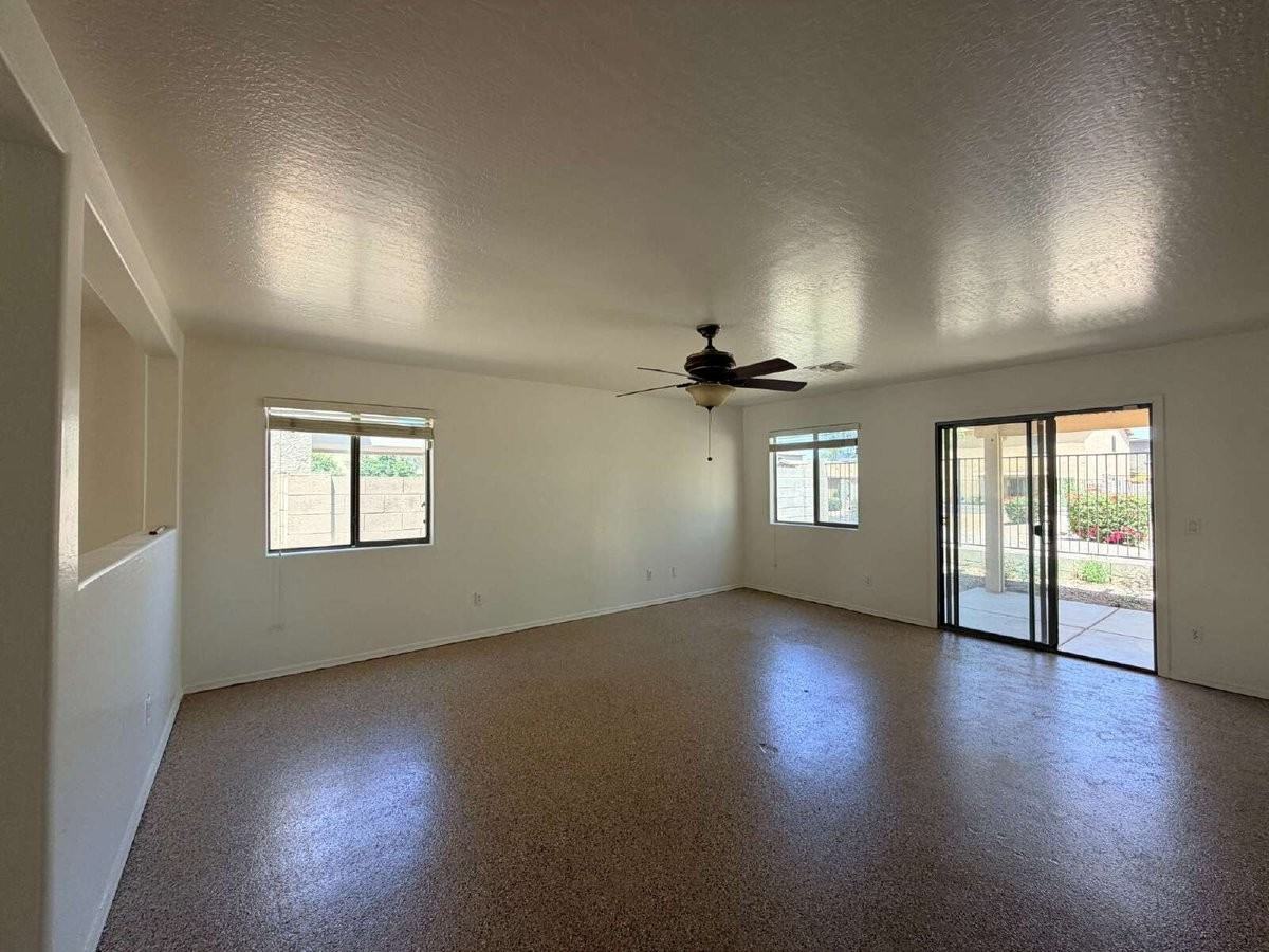 2344 E Meadow Creek Way - Photo 3 of 21