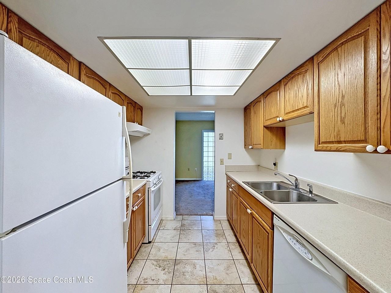 48 Bogart Pl - Photo 4 of 27