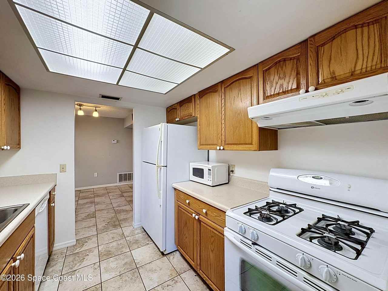 48 Bogart Pl - Photo 6 of 27