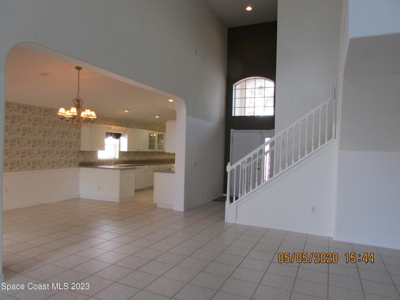 2710 Bradfordt Dr - Photo 2 of 27