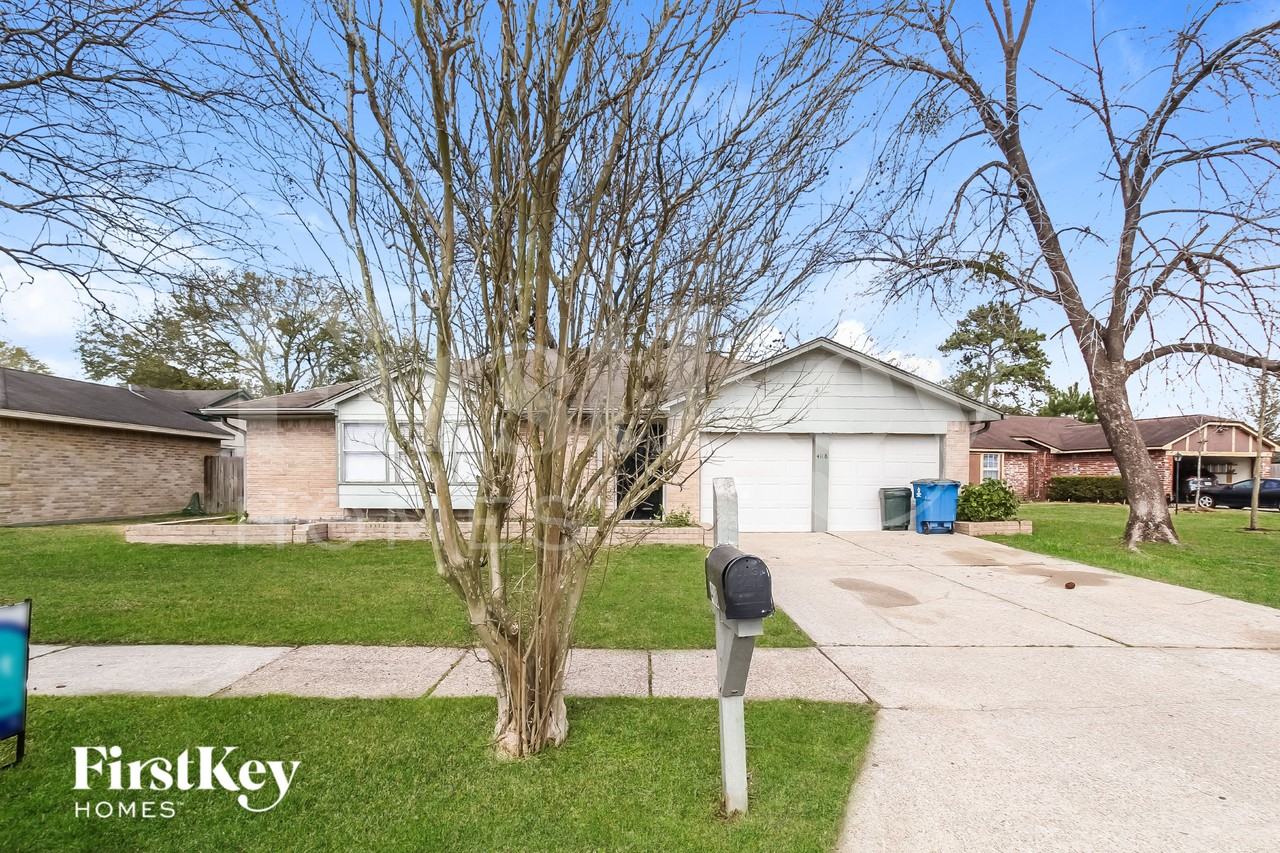 4118 Pinebridge Ln - Photo 2 of 16