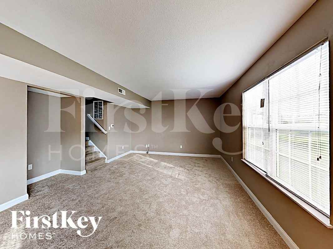 3944 Hornickel Dr - Photo 2 of 17