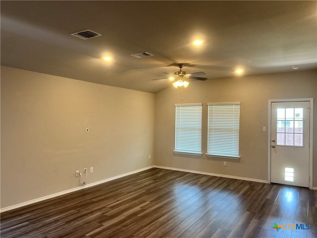 8419 Brahma Plains Rd - Photo 4 of 17