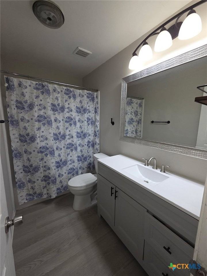 4302 Lake Rd - Photo 5 of 17