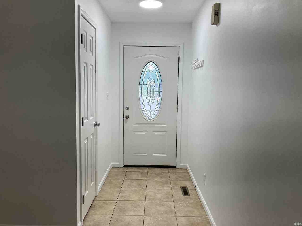 7872 Sandalwood Dr - Photo 2 of 30