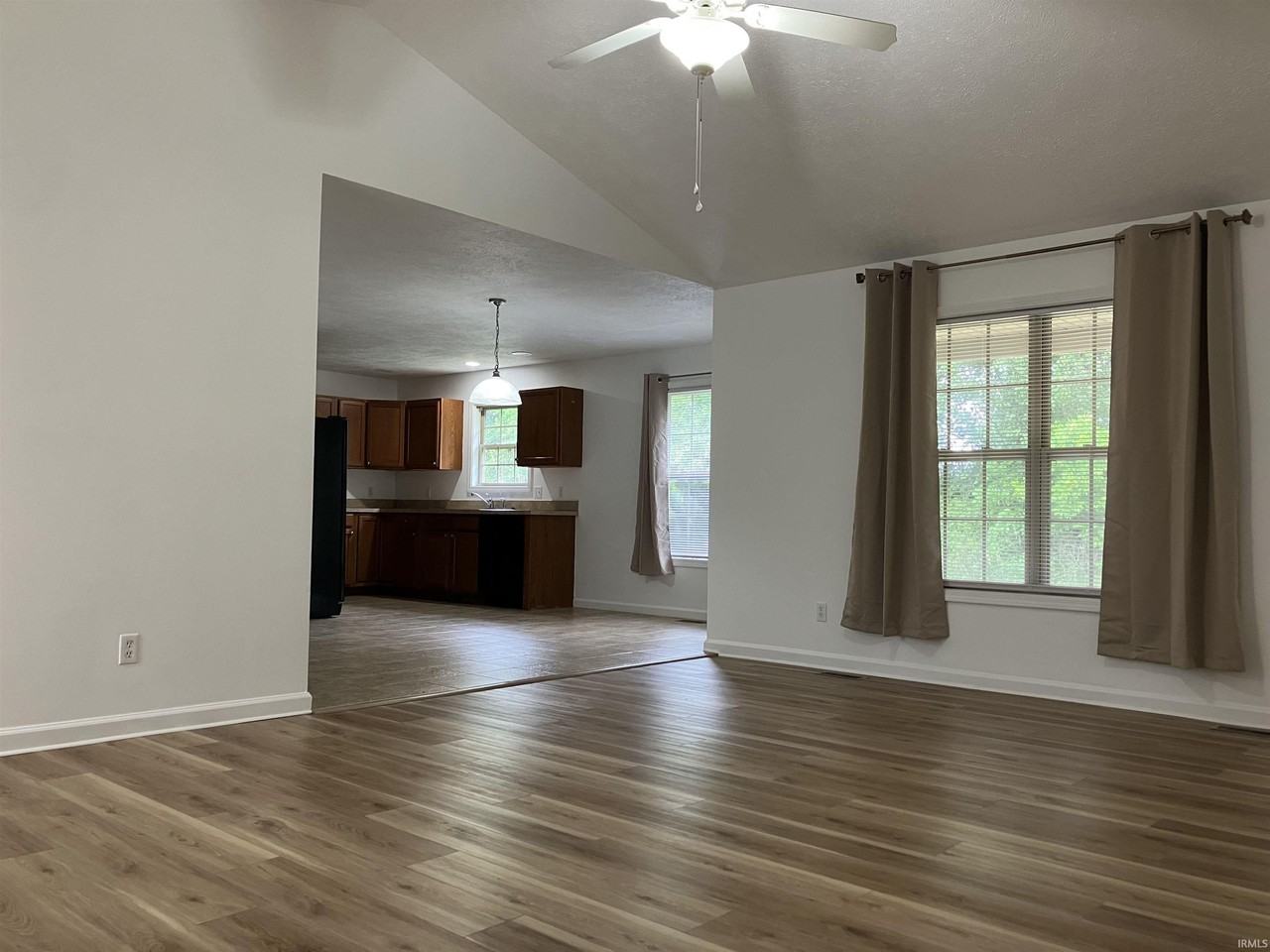 7872 Sandalwood Dr - Photo 6 of 30