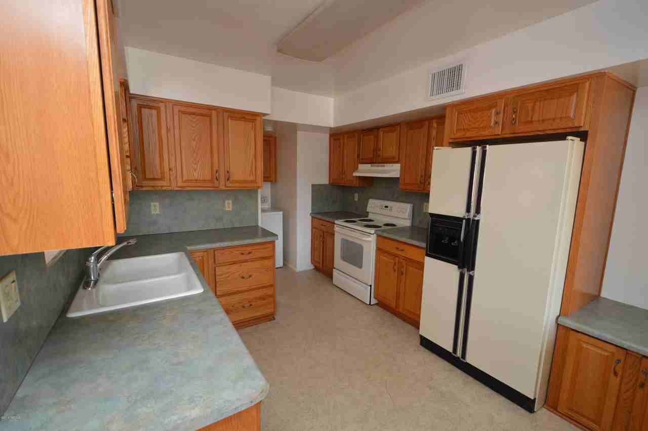 1456 S Avenida Sirio - Photo 4 of 12