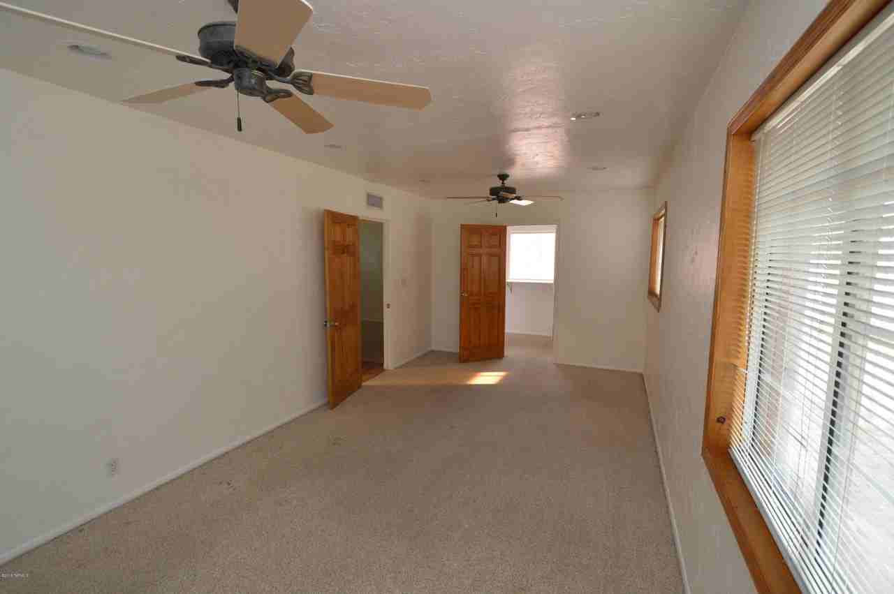 223 N Bentley Ave - Photo 7 of 10