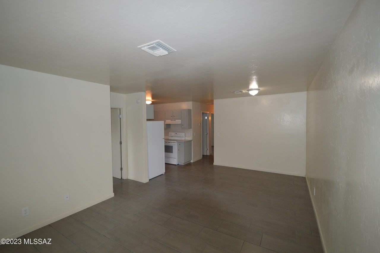 2736 N Orchard Ave #1 - Photo 2 of 10
