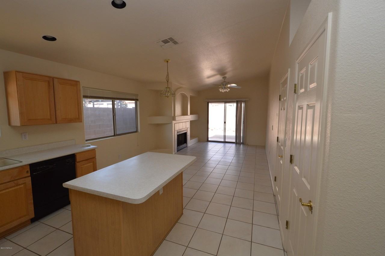 65 N Shadow Creek Pl - Photo 4 of 11