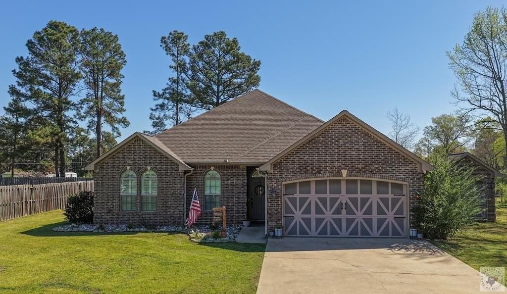 181 Red Springs Rd - Photo 2 of 39