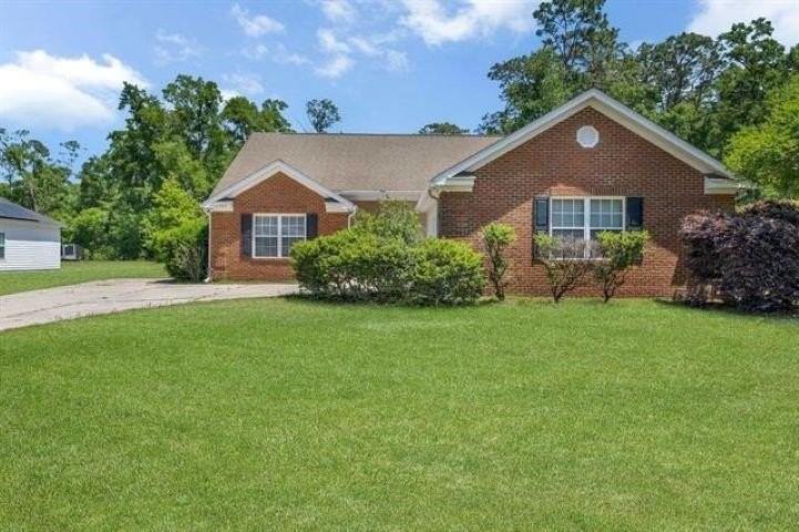 10737 Sycamore Ridge Ln - Photo 2 of 15