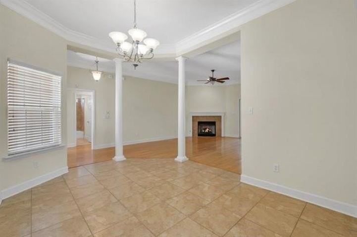 10737 Sycamore Ridge Ln - Photo 5 of 15