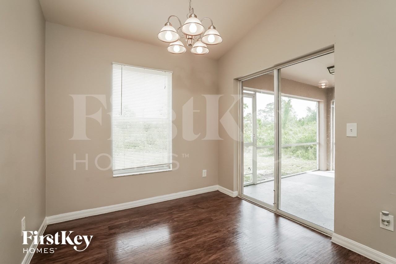 3208 9th St W - Photo 4 of 16