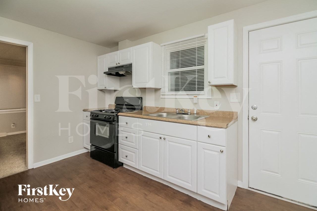 2918 Gabriel Ave - Photo 7 of 15