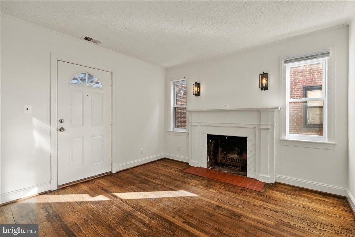 6416 Blair Rd Nw - Photo 6 of 28