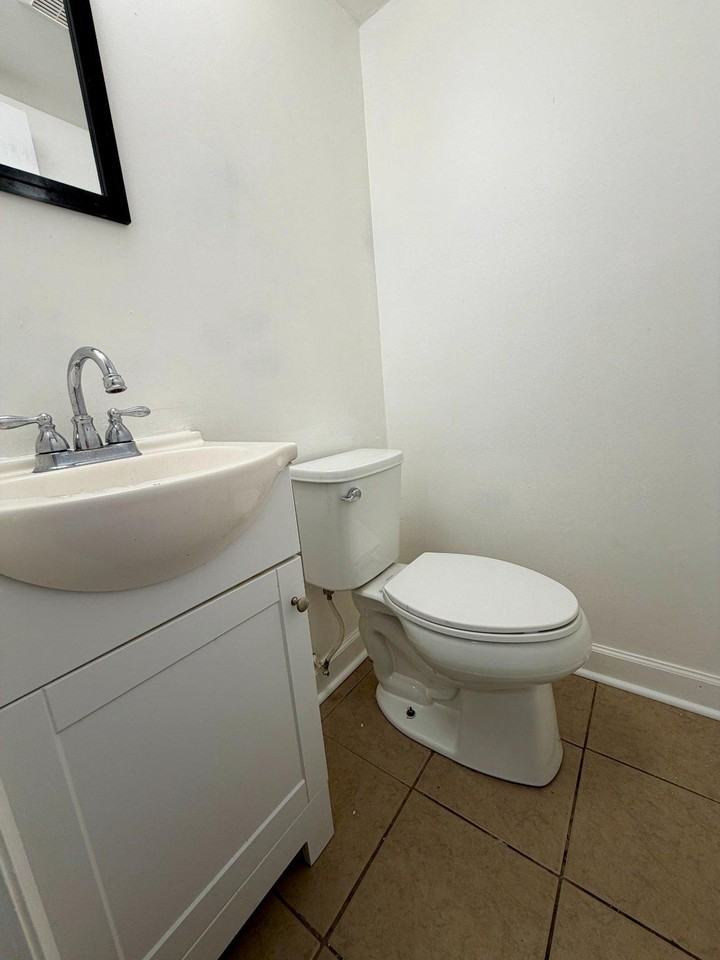 68 Village Dr - Photo 7 of 15