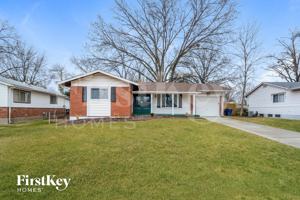 featured image of 2415 Cambridge Dr