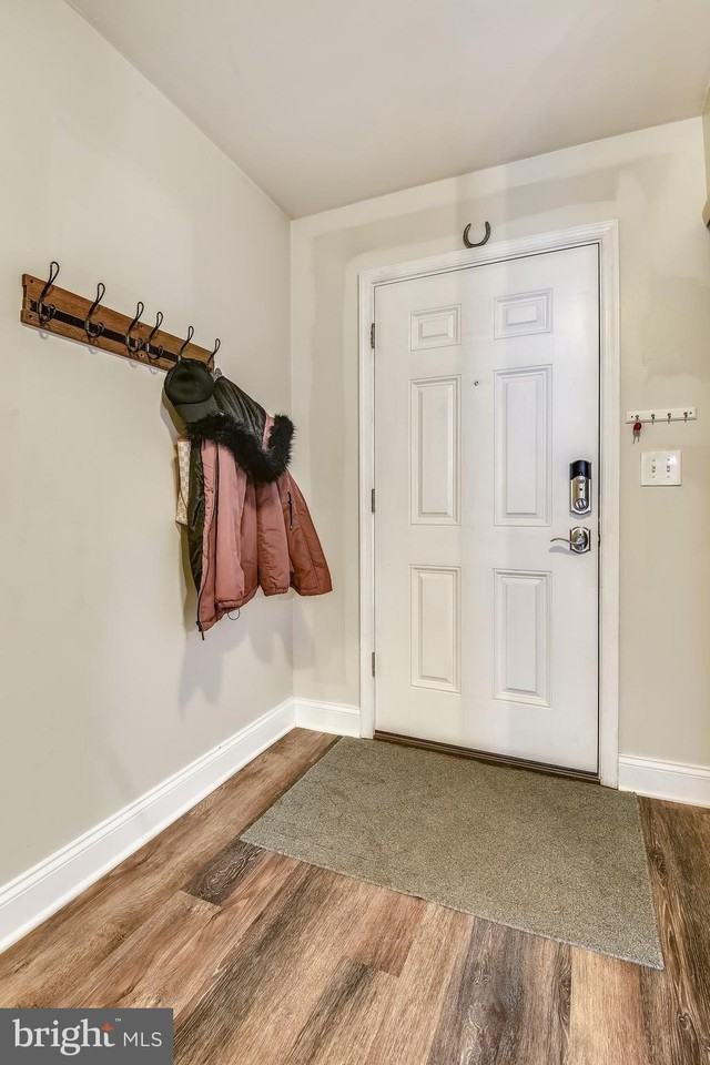 1059 Cedar Ridge Ct - Photo 2 of 30