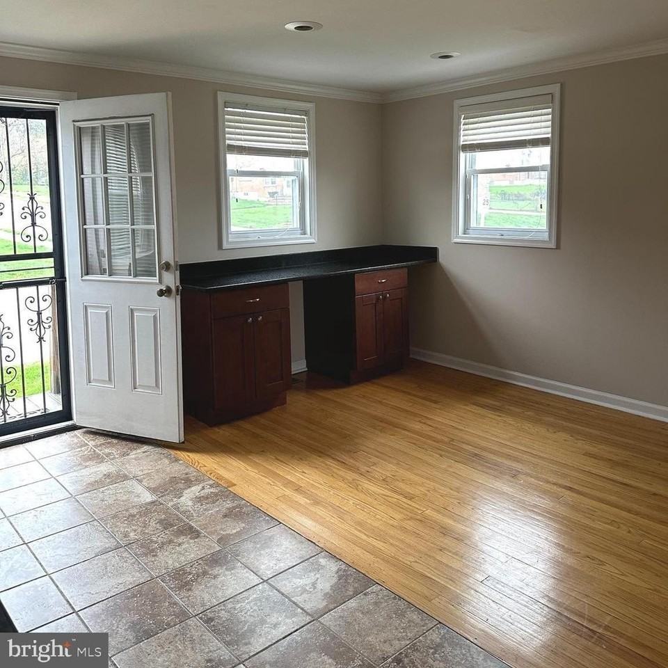 500 Lucia Ave - Photo 4 of 31