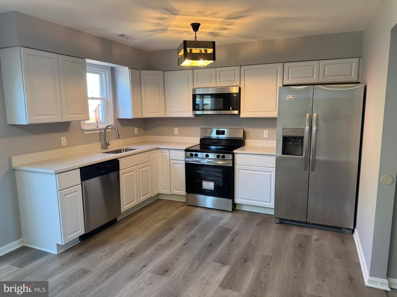 146 Marine Oaks Dr - Photo 2 of 16