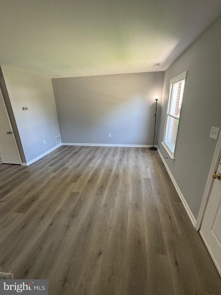 146 Marine Oaks Dr - Photo 5 of 16