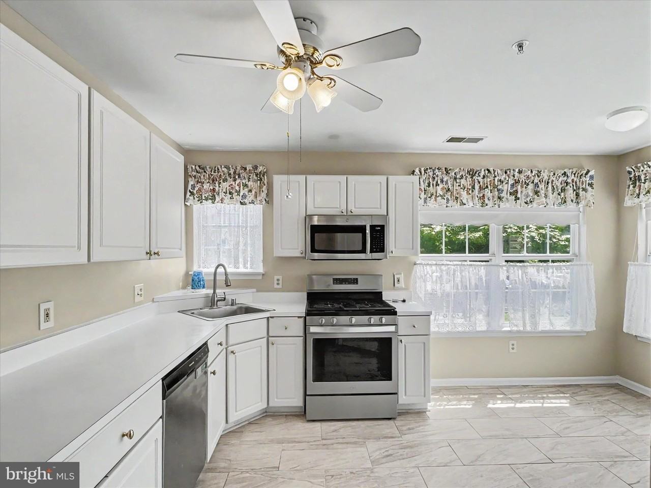 300 Tall Pines Ct Apt A #1 - Photo 6 of 11